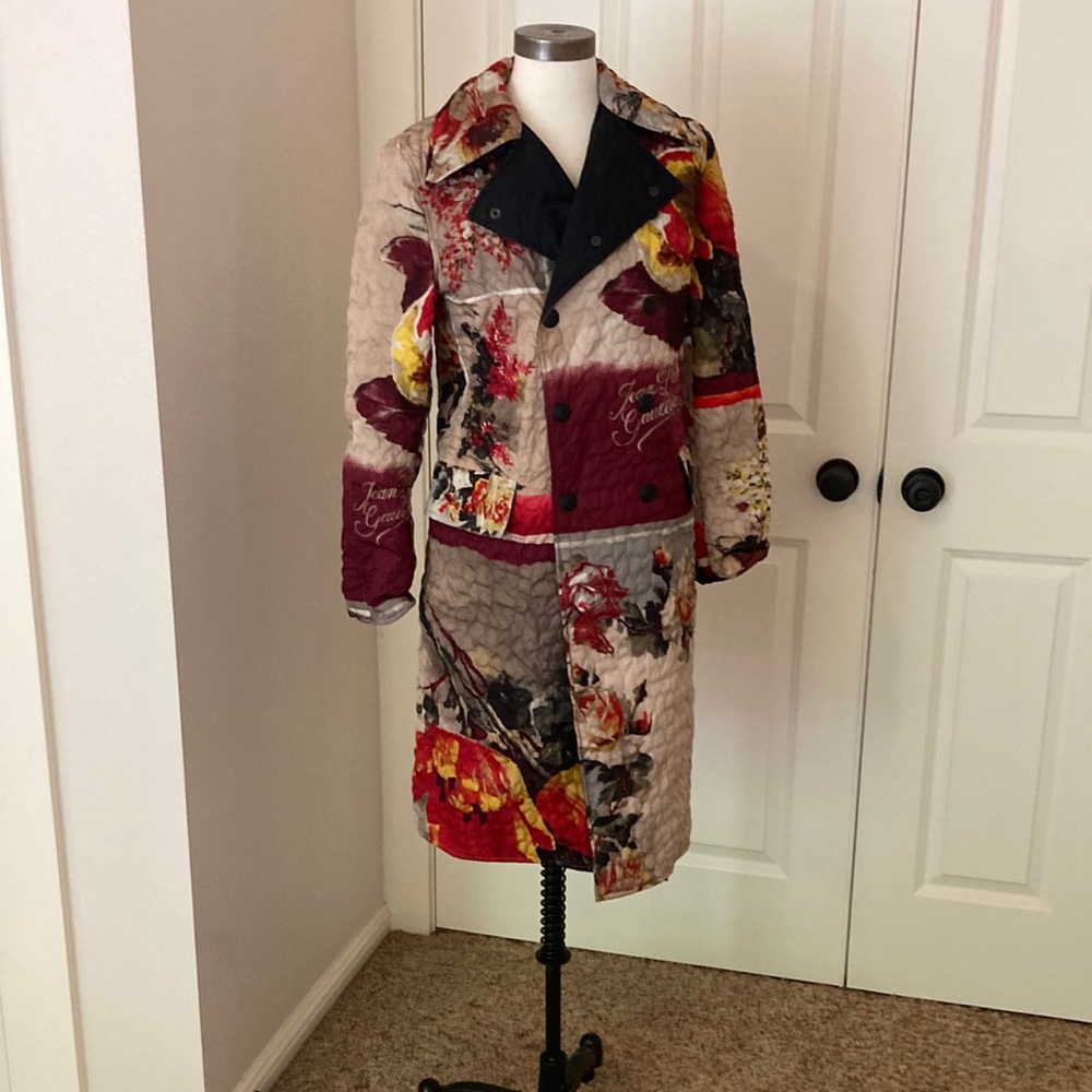 Gorgeous trenchcoat by John Paul Gaultier very rare and vintage